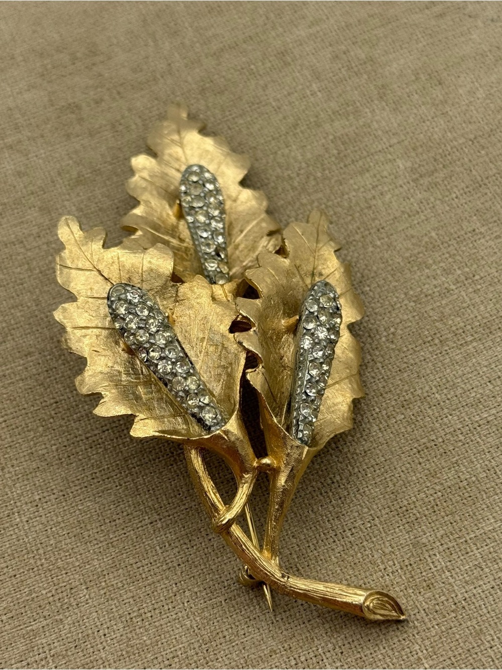 Vintage BSK Large Autumn Leaf Brooch Pin Gold Tone Rhinestones.